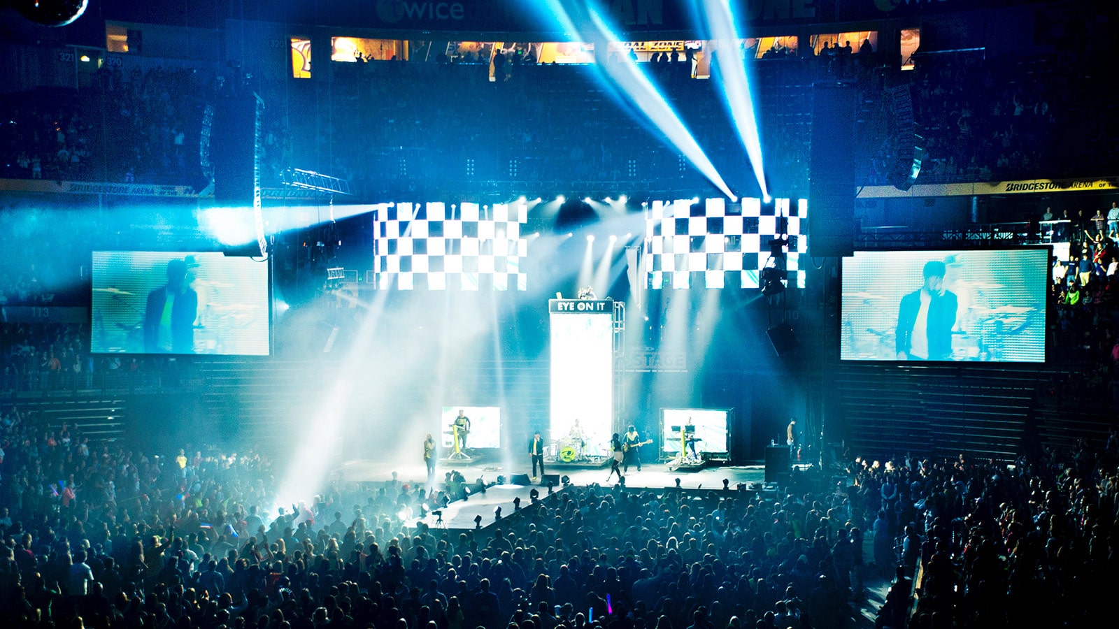 23 Arenas Sold Out on 2013 Winter Jam Tour with Meyer Sound MILO