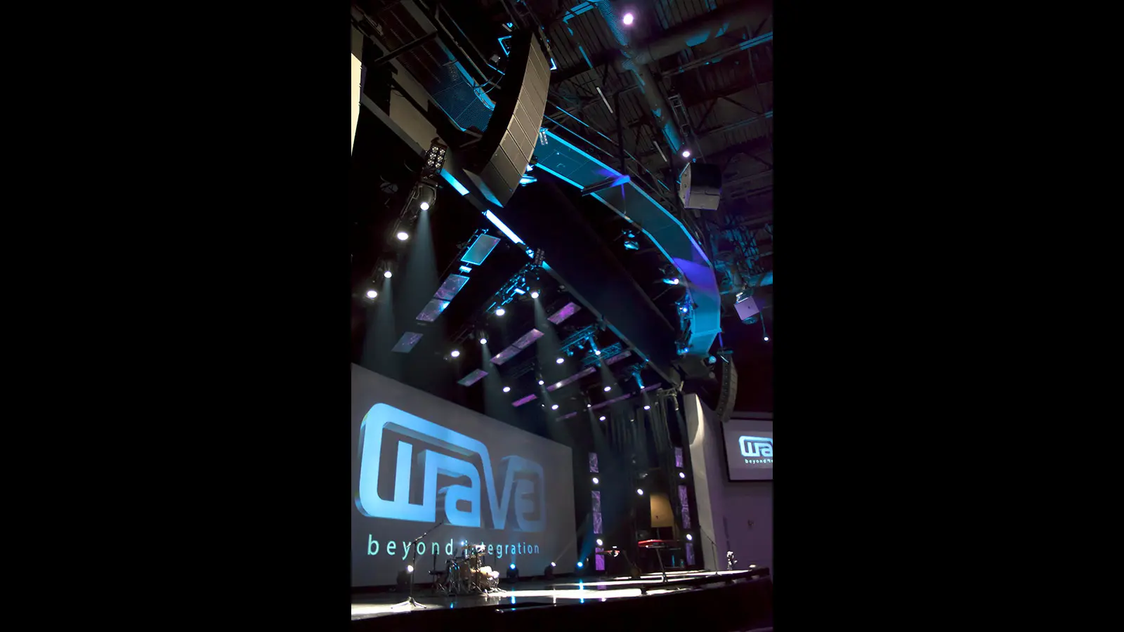 Florida's Celebration Church Unites Congregation with Meyer Sound Surround System