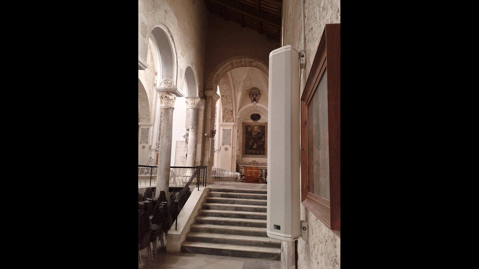Meyer Sound CAL Maximizes Speech Intelligibility in Medieval Italian Cathedral