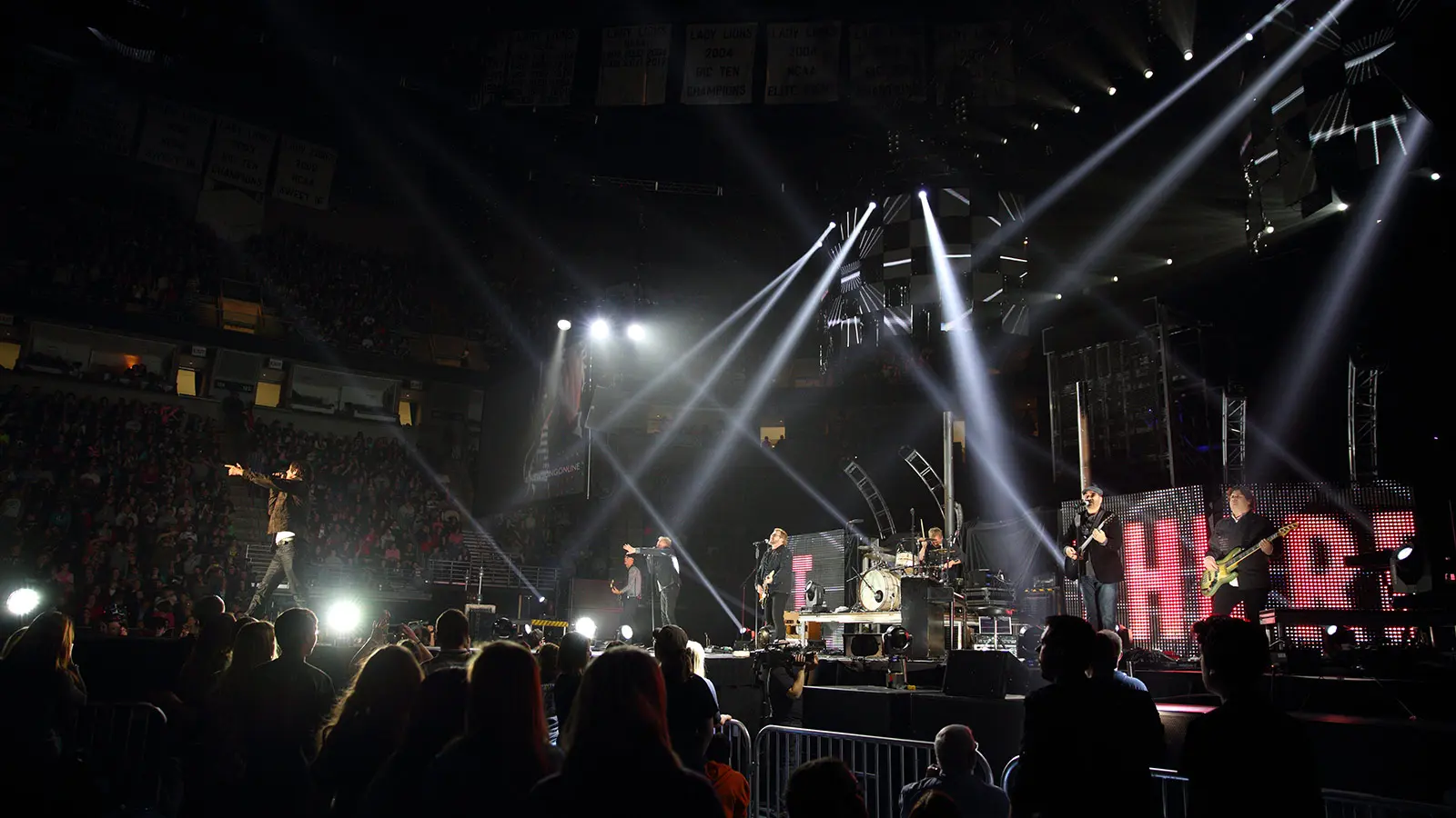 Winter Jam Tours 58 U.S. Cities with Meyer Sound LEO