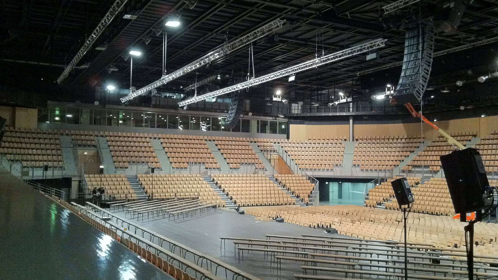 Using Meyer Sound Constellation, France's Vendéspace Doubles as a Symphony Hall and Sports Arena