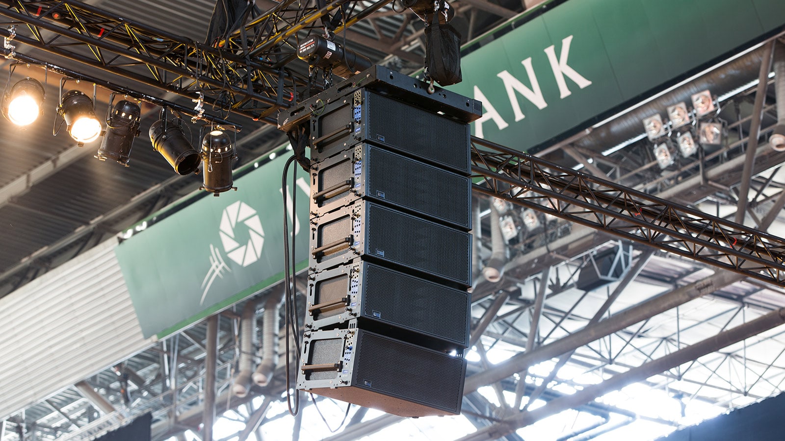 Denmark's Victory Adds Both Meyer Sound LEO and LYON to Rental Inventory