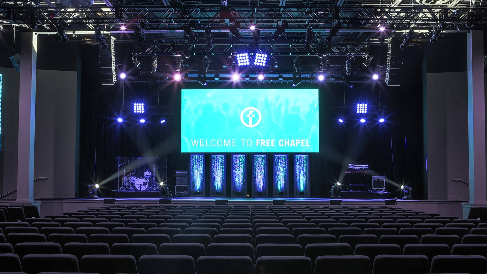 Georgia's Free Chapel Expands to New Gwinnett Campus with Meyer Sound MINA