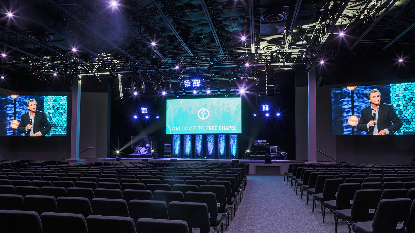 Georgia's Free Chapel Expands to New Gwinnett Campus with Meyer Sound MINA