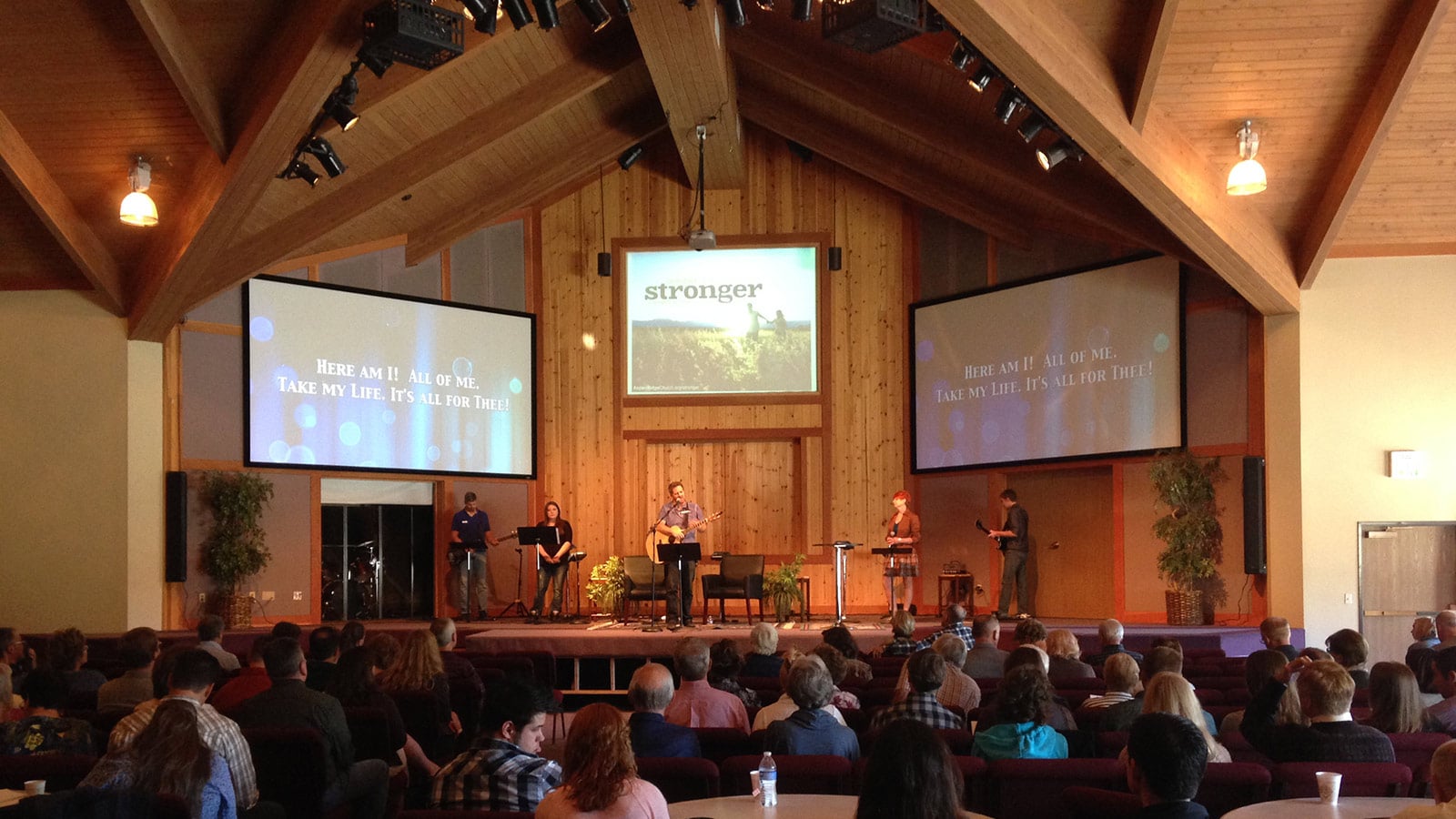 Colorado's Aspen Ridge Church Achieves Even Coverage and Intelligibility with Meyer Sound CAL