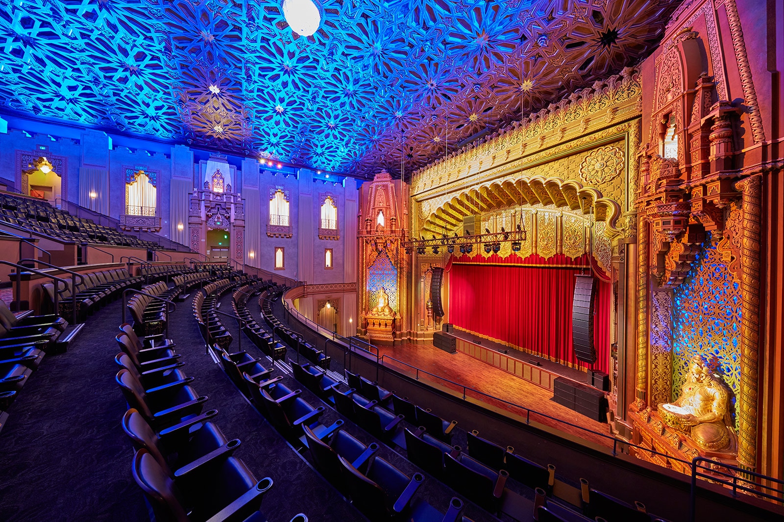 Oakland's Fox Theater Turns to Bay Area Neighbor Meyer Sound for Upgraded  LYON System
