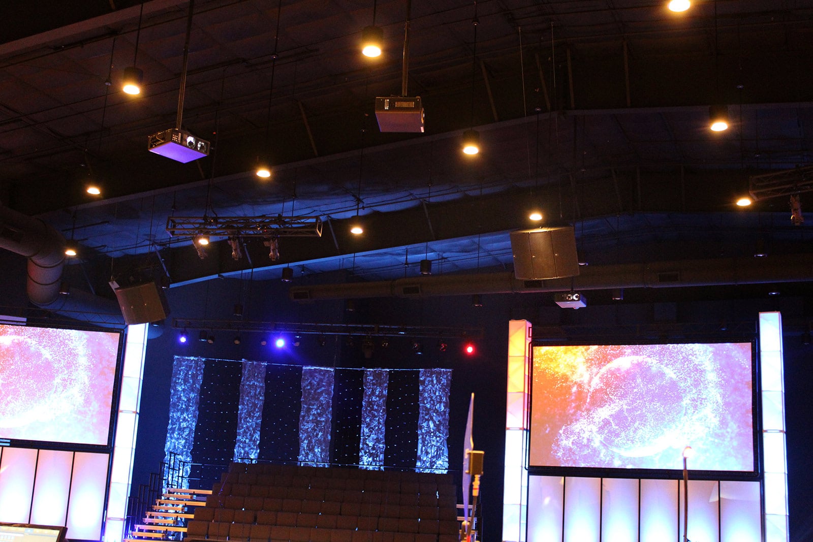 Muscle Shoals Worship Centre Chooses Meyer Sound JM-1P for New Campus