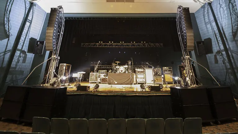 MINA Stays Consistent in All Venues on Kutless's Tour