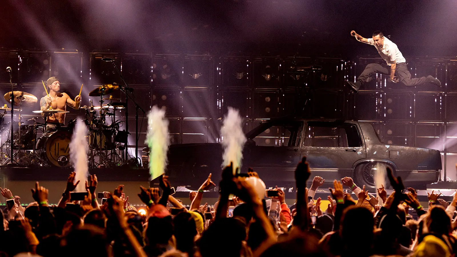 Meyer Sound LEO Family Soars with Twenty One Pilots on “Bandito Tour”