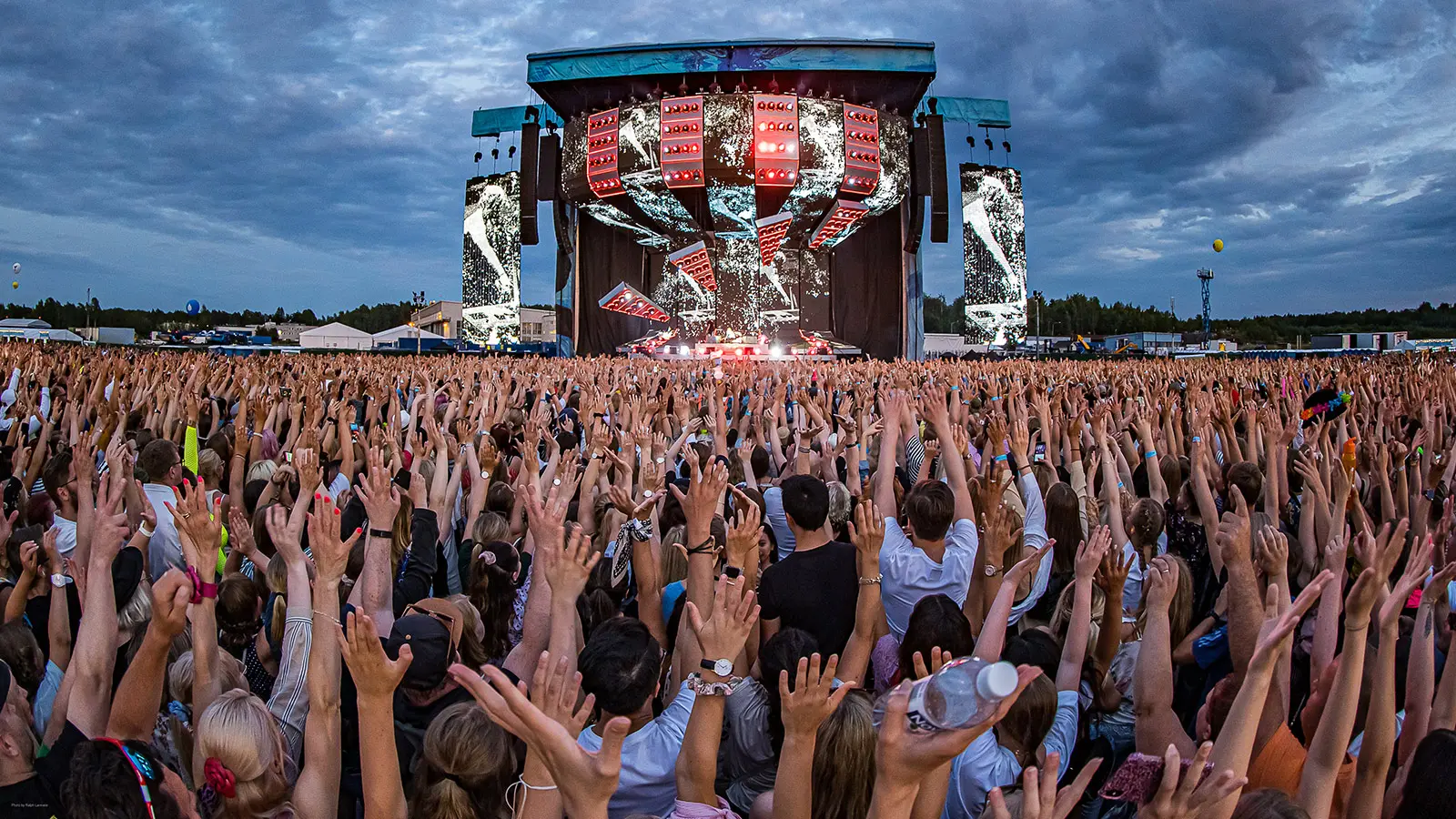 Ed Sheeran Sets New All-Time Touring Record with Support from Meyer Sound LEO Family