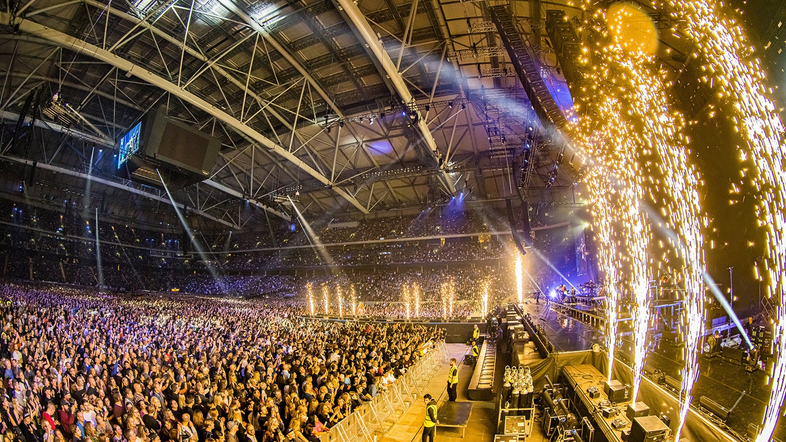 Meyer Sound and Bright Group Support Memorable Avicii Tribute Concert with Massive LEO Family System