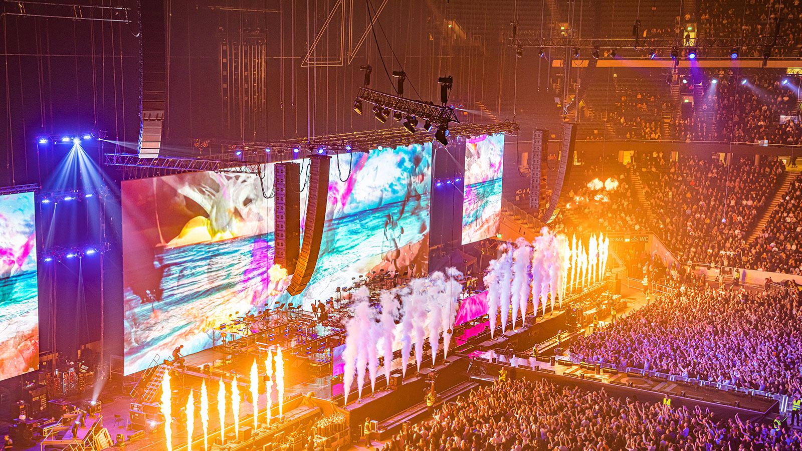 Meyer Sound and Bright Group Support Memorable Avicii Tribute Concert with Massive LEO Family System