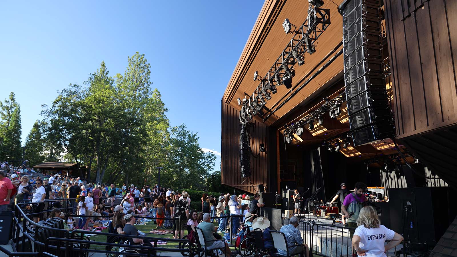 Meyer Sound PANTHER Extends 36 Years of Audience Enjoyment at Oregon’s Britt Festival