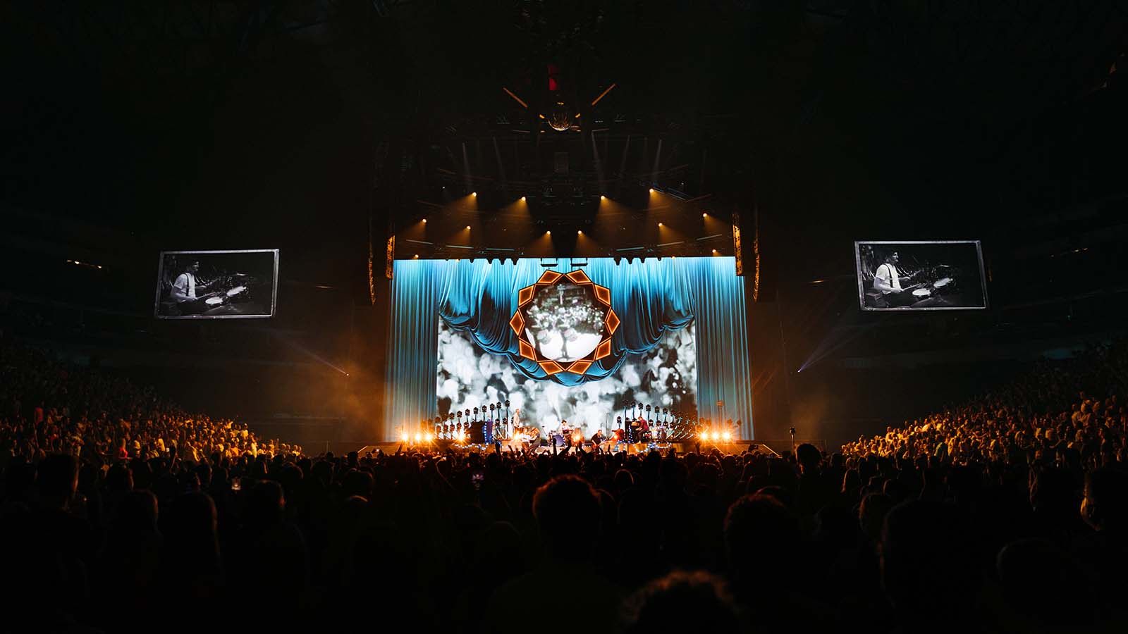 Meyer Sound Systems Shine on The Lumineers’ “Brightside World Tour”