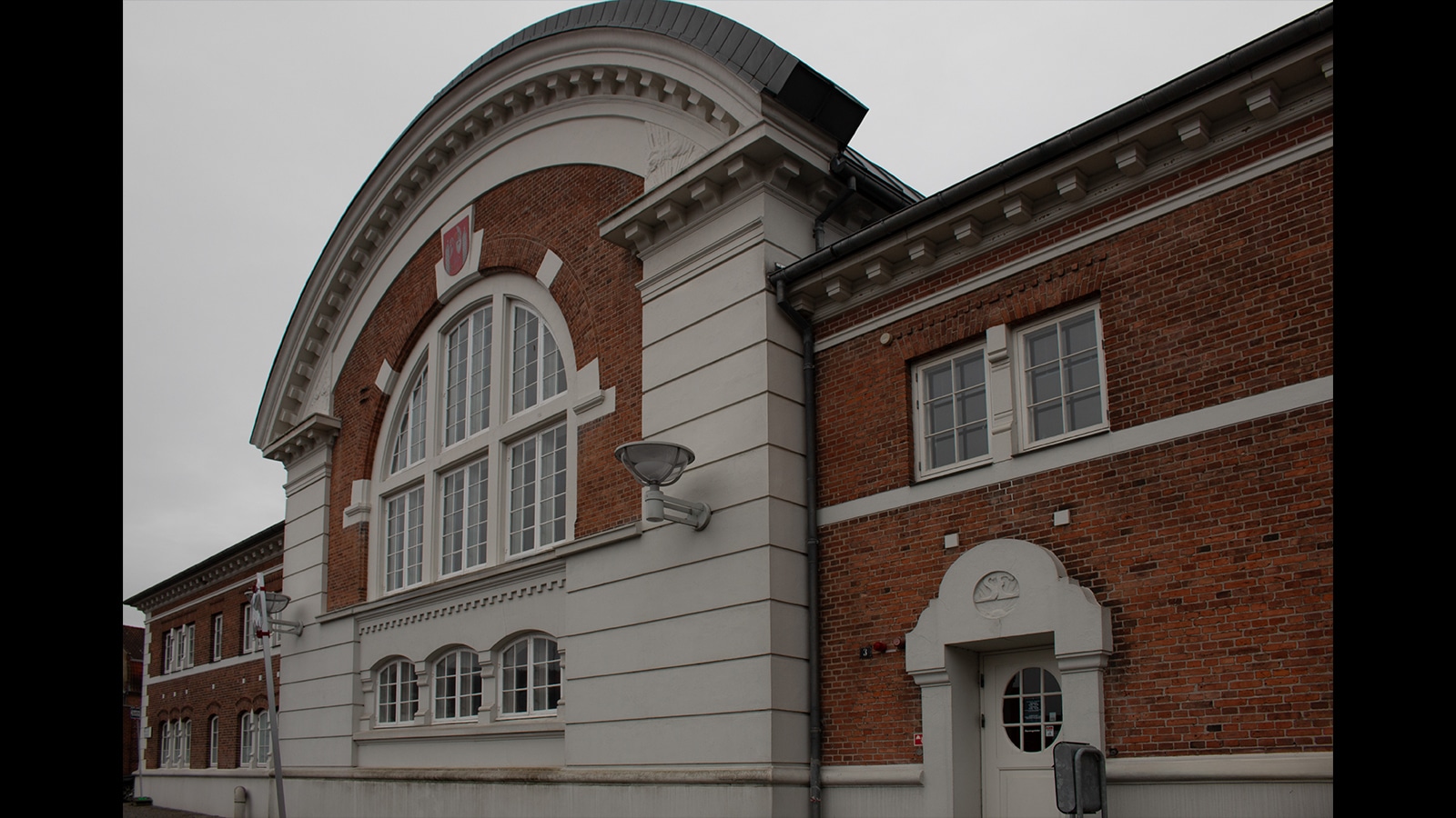 Meyer Sound ULTRA-X80 and 2100-LFC Power a New Era at Slagelse Musikhus