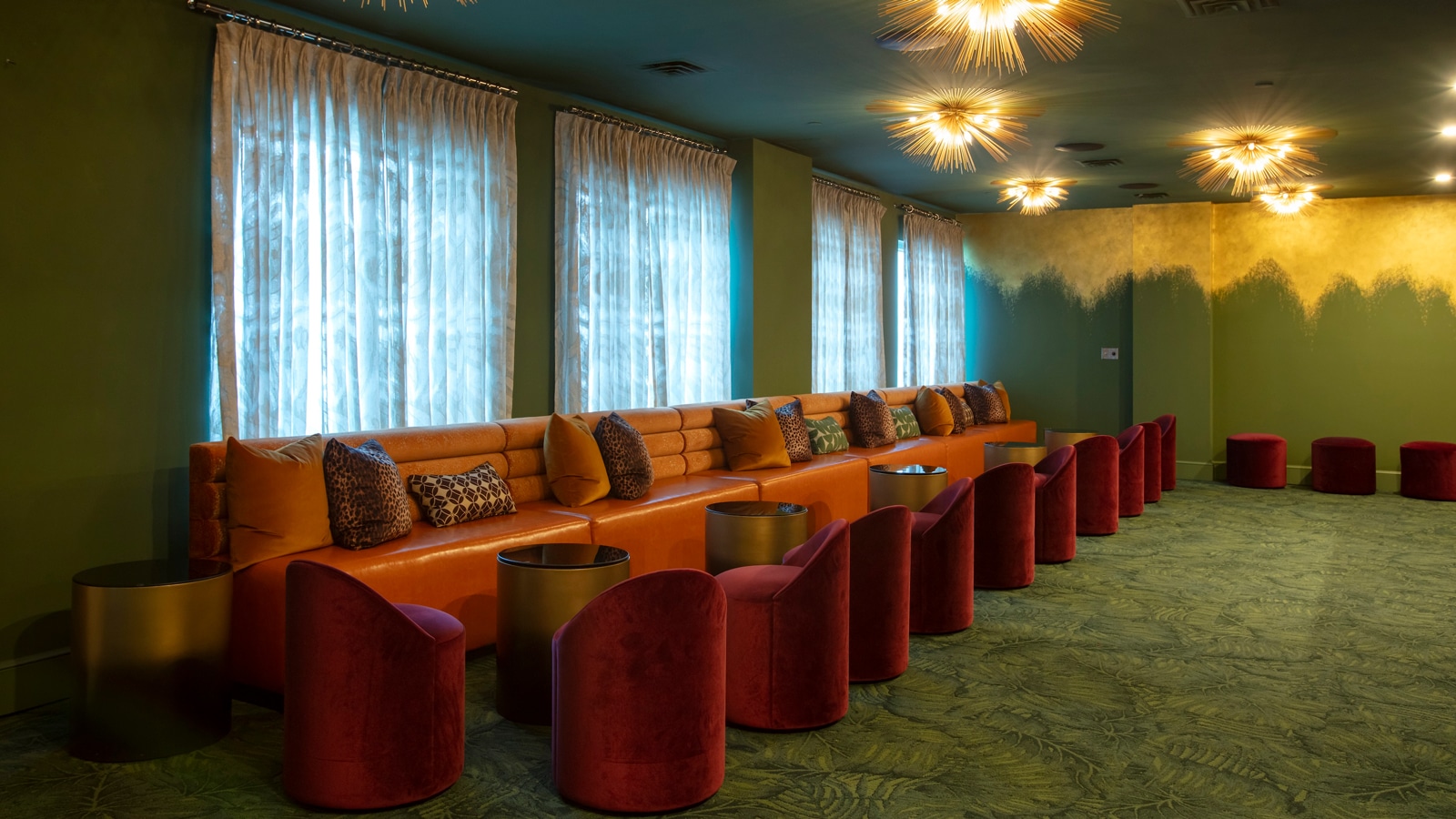  Meyer Sound Deploys First Complete TIGRA and 1800-LFC System at the Kravis Center